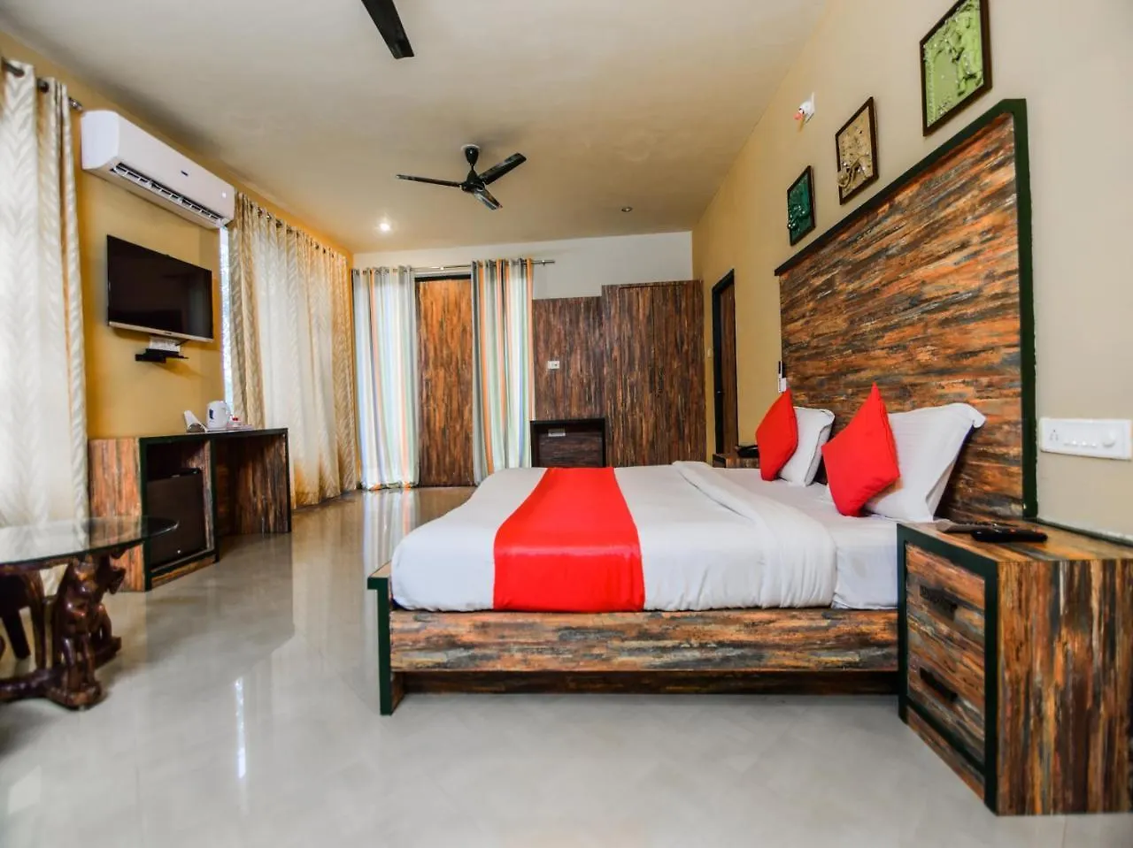 Resort The Space Jungle Retreat Hotel Udaipur