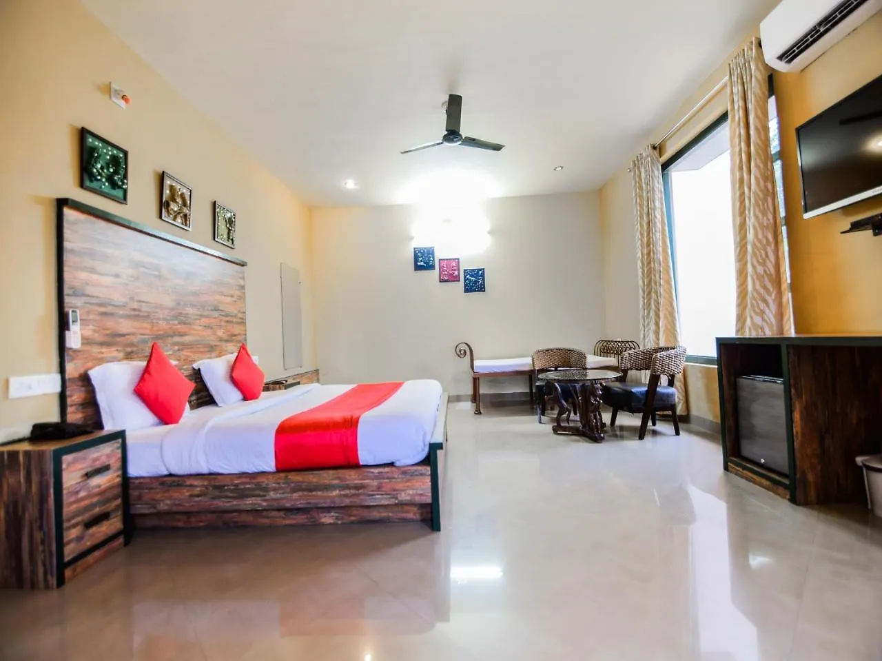 The Space Jungle Retreat Hotel Udaipur